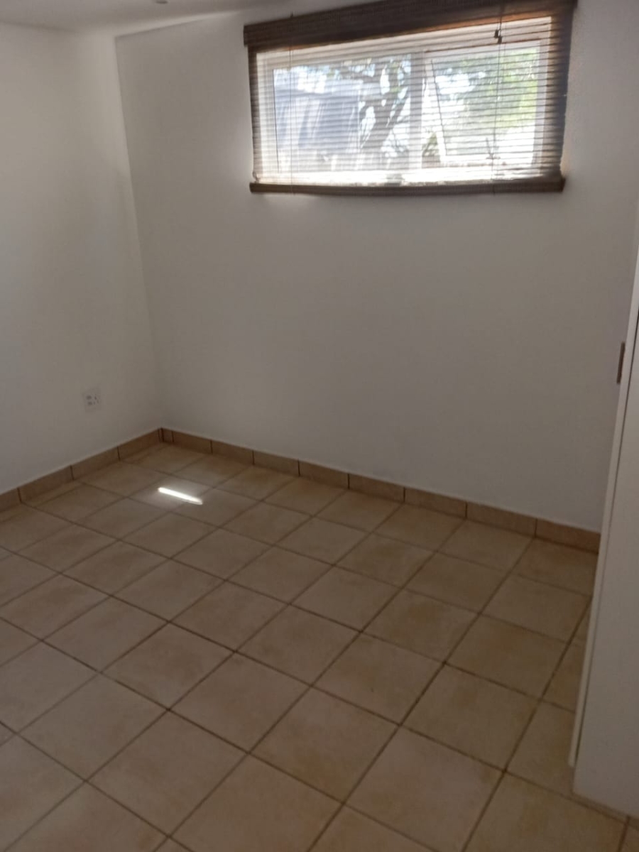 To Let 2 Bedroom Property for Rent in Vincent Eastern Cape